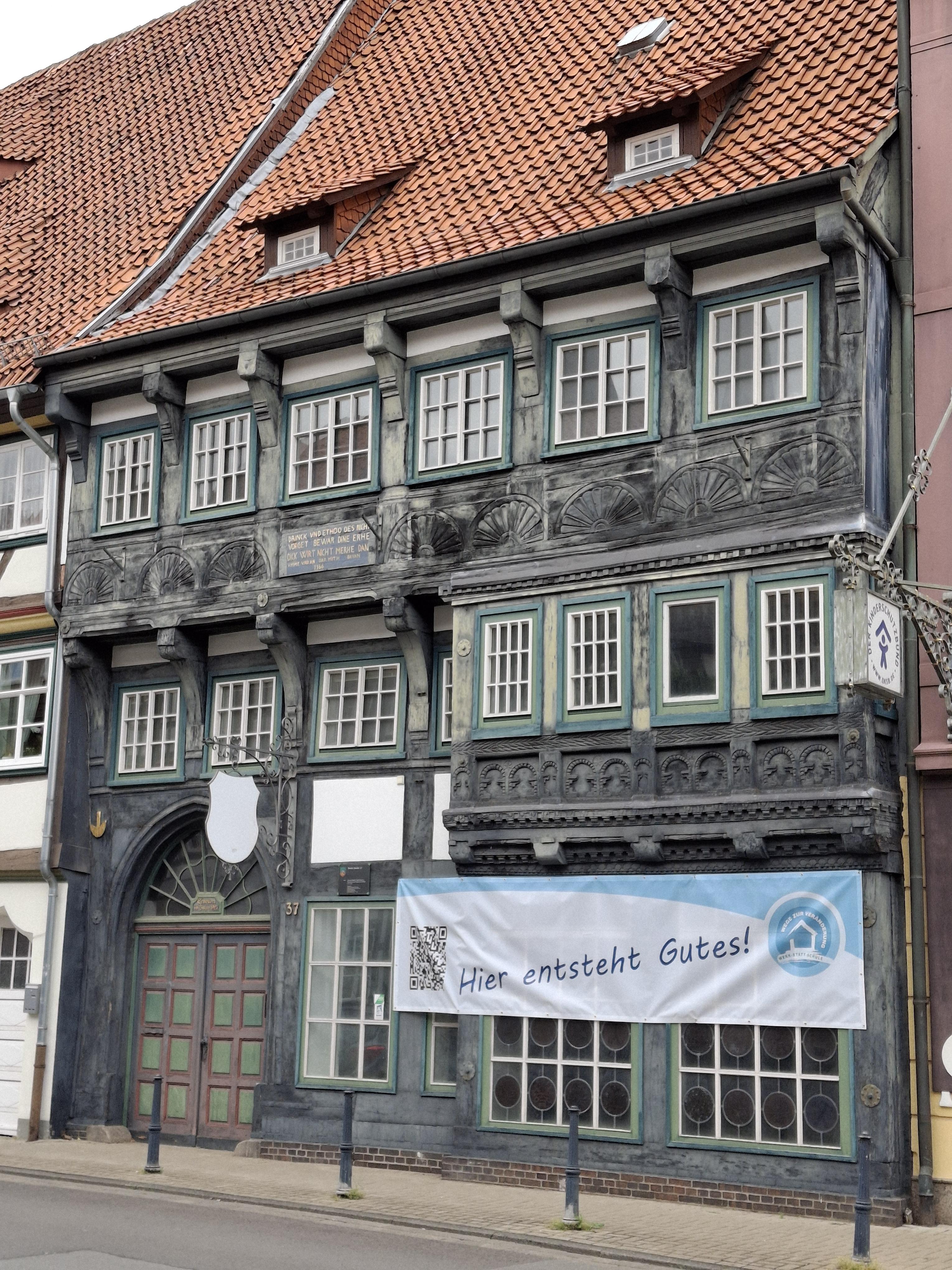 2024 ansicht mit banner
