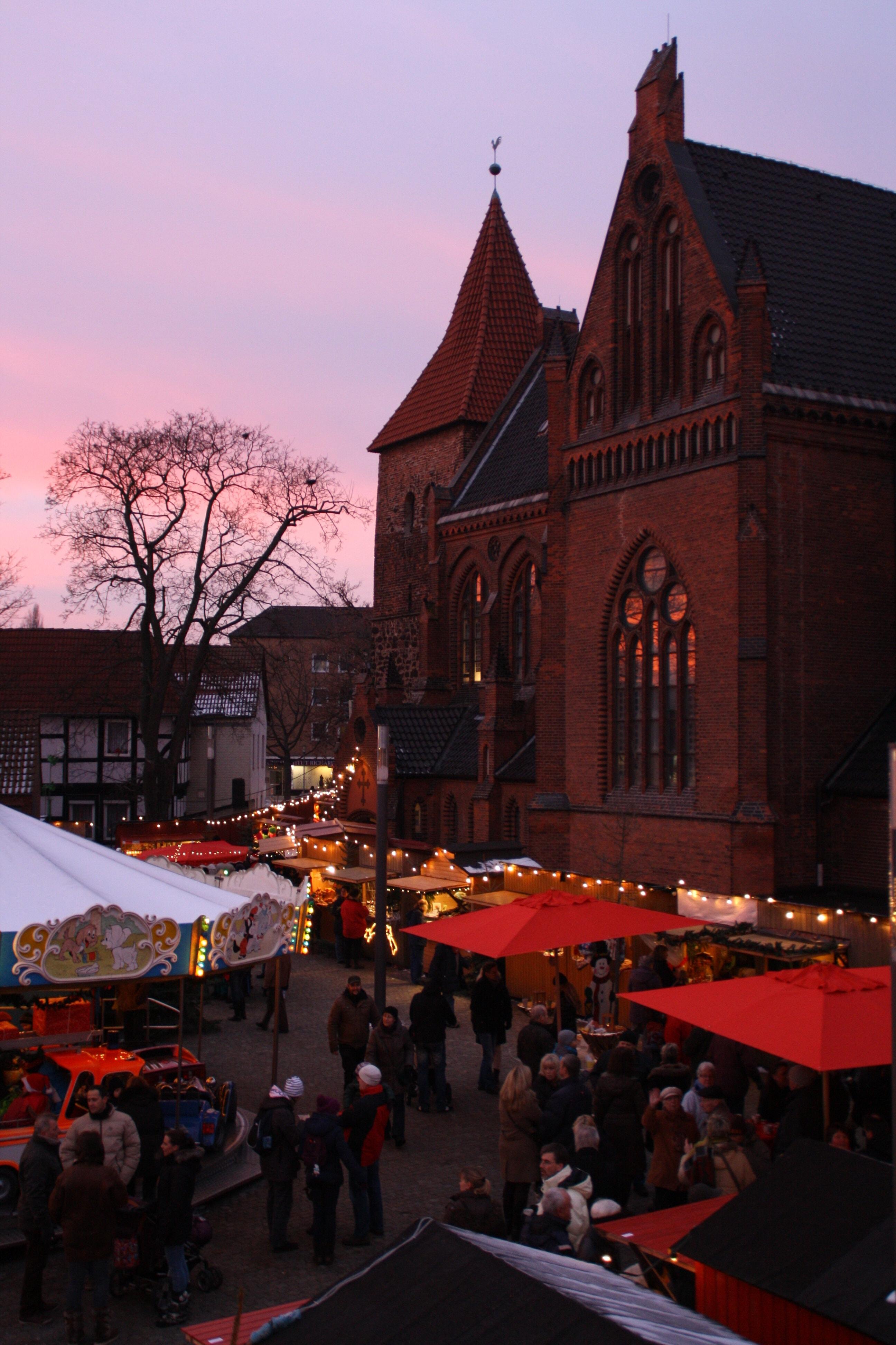 elisabethkirche weihnachtsmarkt 