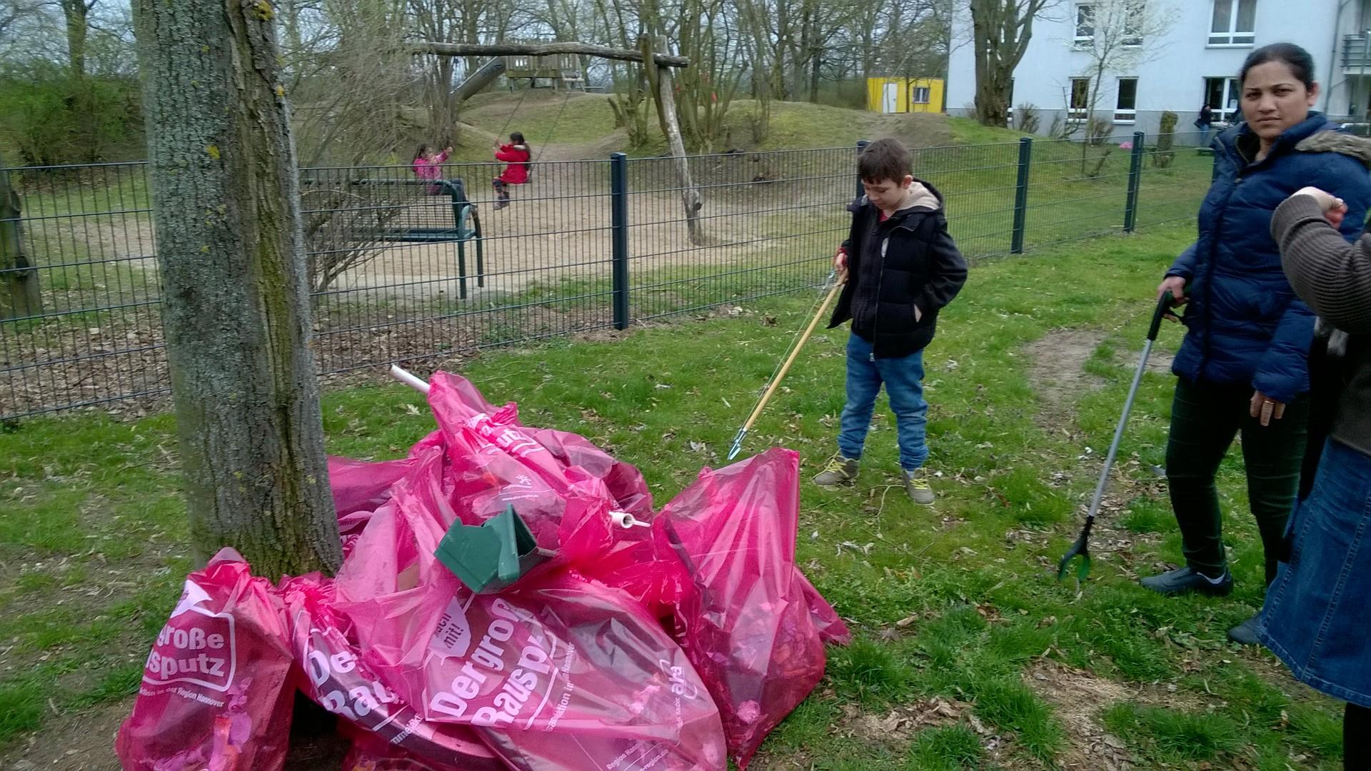muellsammelaktion fleissige ameise