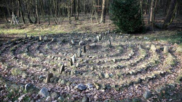 symbol labyrinth einwegzurmitte